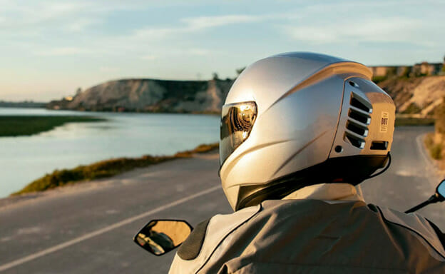 moto helmets air conditioning