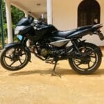 Can the Tires of the New Pulsar 135 LS Be Replaced?