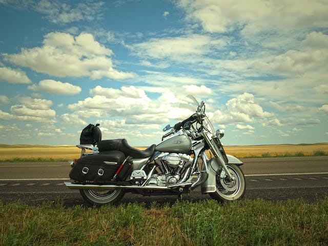 gray and silver cruiser motorcycle